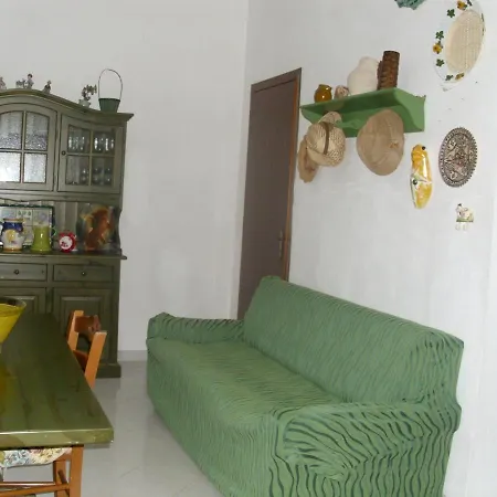 Holiday home Comfortable House With Garden In